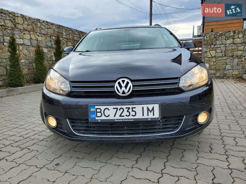 Универсал Volkswagen Golf 2012 в Стрые