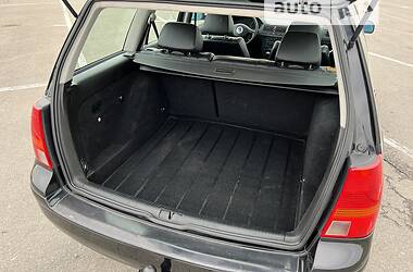 Универсал Volkswagen Golf 2001 в 