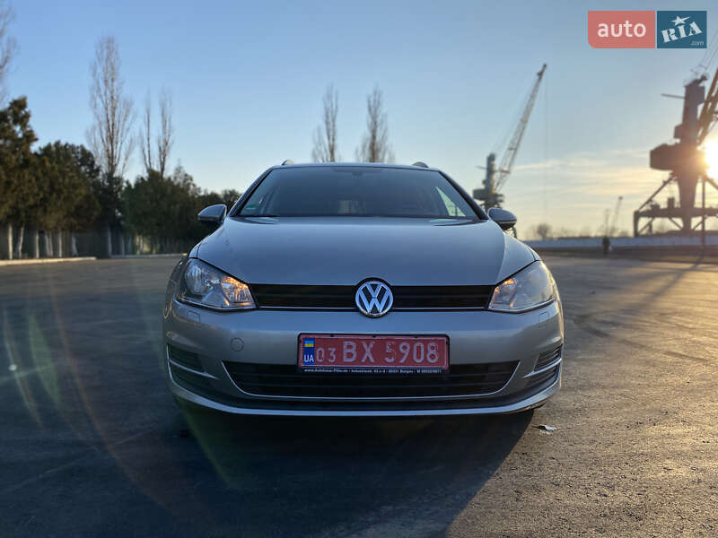 Универсал Volkswagen Golf 2014 в Измаиле