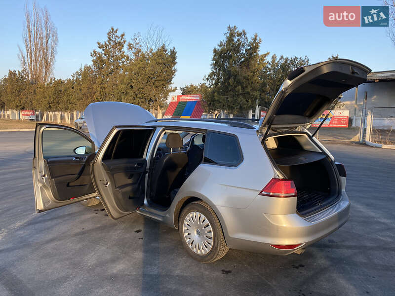 Универсал Volkswagen Golf 2014 в Измаиле