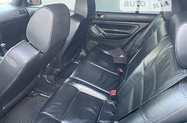 Хэтчбек Volkswagen Golf 1998 в 