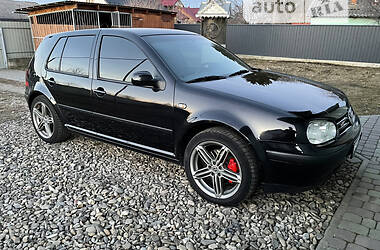 Хэтчбек Volkswagen Golf 1998 в 