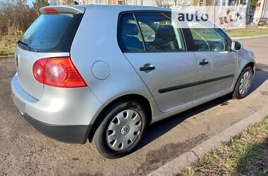 Хэтчбек Volkswagen Golf 2006 в Червонограде