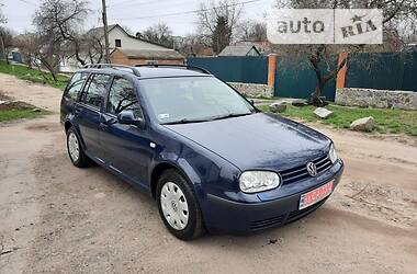 Универсал Volkswagen Golf 2003 в Полтаве