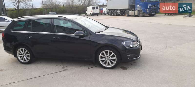 Універсал Volkswagen Golf 2014 в Володимирці