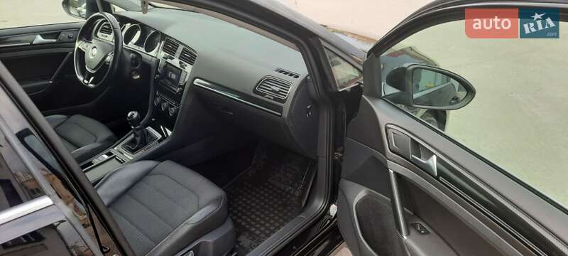 Універсал Volkswagen Golf 2014 в Володимирці