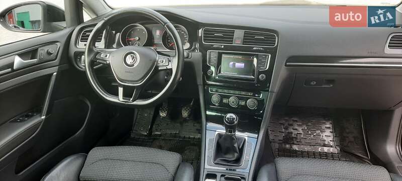 Універсал Volkswagen Golf 2014 в Володимирці