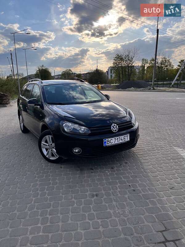 Універсал Volkswagen Golf 2013 в Львові