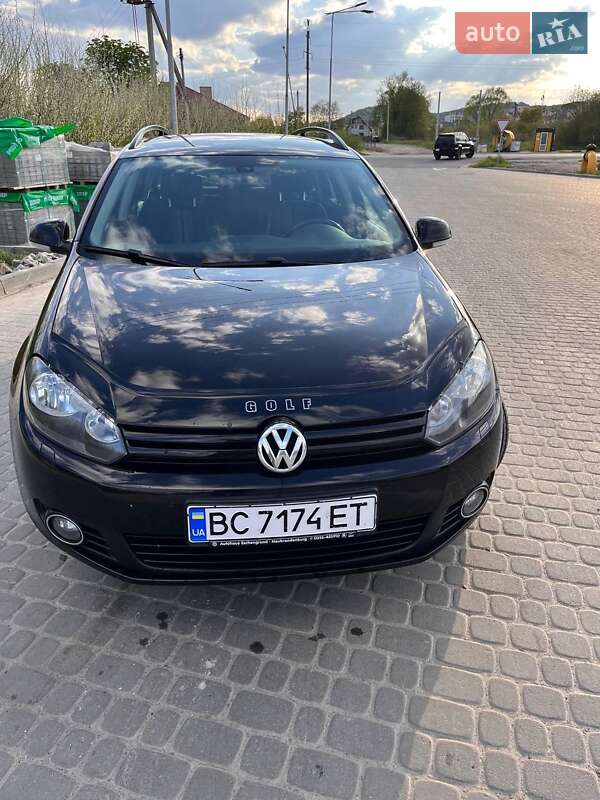 Універсал Volkswagen Golf 2013 в Львові