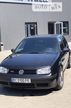 Хэтчбек Volkswagen Golf 1998 в 