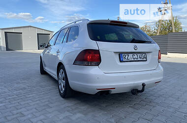 Универсал Volkswagen Golf 2011 в 