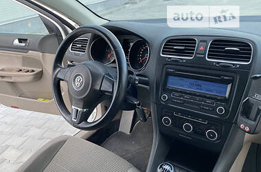 Универсал Volkswagen Golf 2011 в 