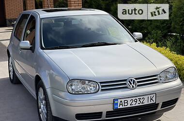 Хэтчбек Volkswagen Golf 2000 в Виннице