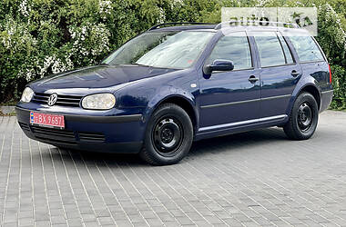 Универсал Volkswagen Golf 2000 в Луцке