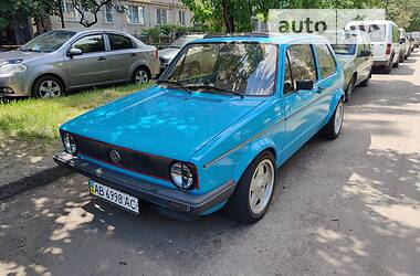 Хэтчбек Volkswagen Golf 1980 в 