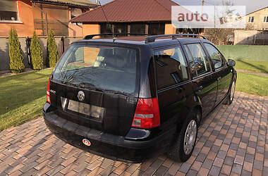 Универсал Volkswagen Golf 2004 в Киеве