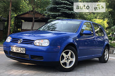 Хэтчбек Volkswagen Golf 2001 в Дрогобыче