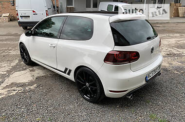 Хэтчбек Volkswagen Golf 2009 в Луцке