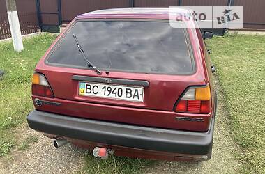 Хэтчбек Volkswagen Golf 1986 в 