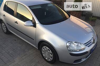 Хэтчбек Volkswagen Golf 2005 в Тернополе