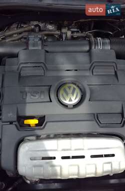 Универсал Volkswagen Golf 2009 в Могилев-Подольске