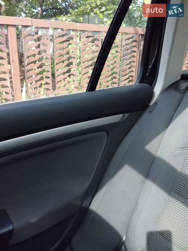 Универсал Volkswagen Golf 2009 в Могилев-Подольске фото 15 Универсал Volkswagen Golf 2009 в Могилев-Подольске