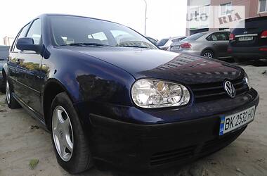 Хетчбек Volkswagen Golf 1999 в Києві