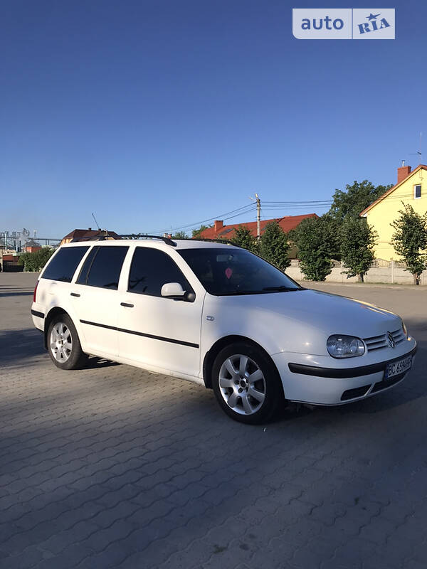 Універсал Volkswagen Golf 2003 в Городку