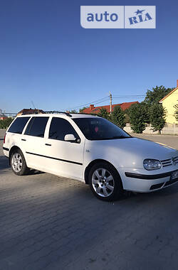 Універсал Volkswagen Golf 2003 в Городку