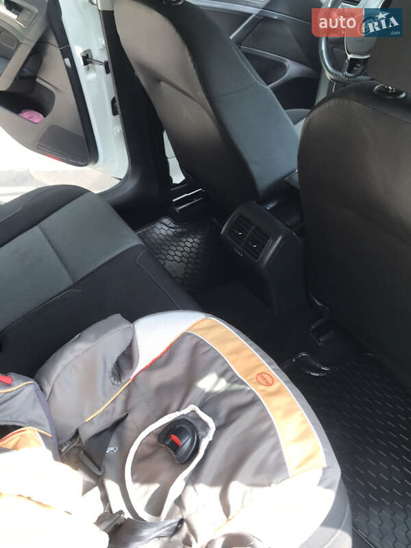 Универсал Volkswagen Golf 2014 в Львове фото 19 Универсал Volkswagen Golf 2014 в Львове