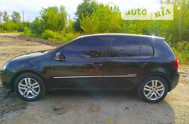 Хэтчбек Volkswagen Golf 2008 в Харькове