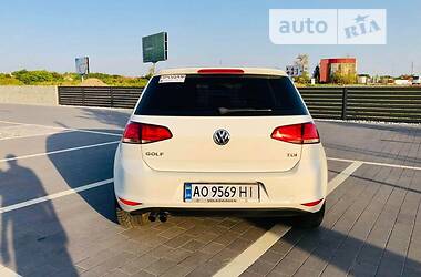 Хэтчбек Volkswagen Golf 2014 в Мукачево