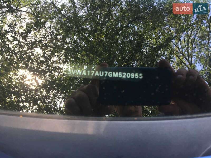 Універсал Volkswagen Golf 2016 в Зміїві