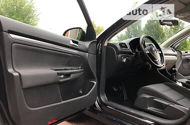 Универсал Volkswagen Golf 2011 в 
