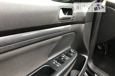 Универсал Volkswagen Golf 2011 в 