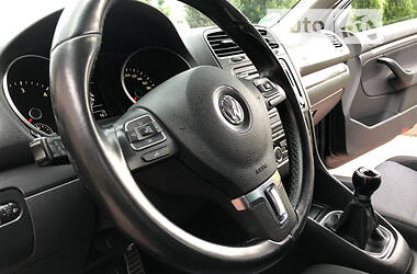 Универсал Volkswagen Golf 2011 в 