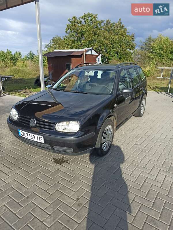 Универсал Volkswagen Golf 2001 в Черкассах