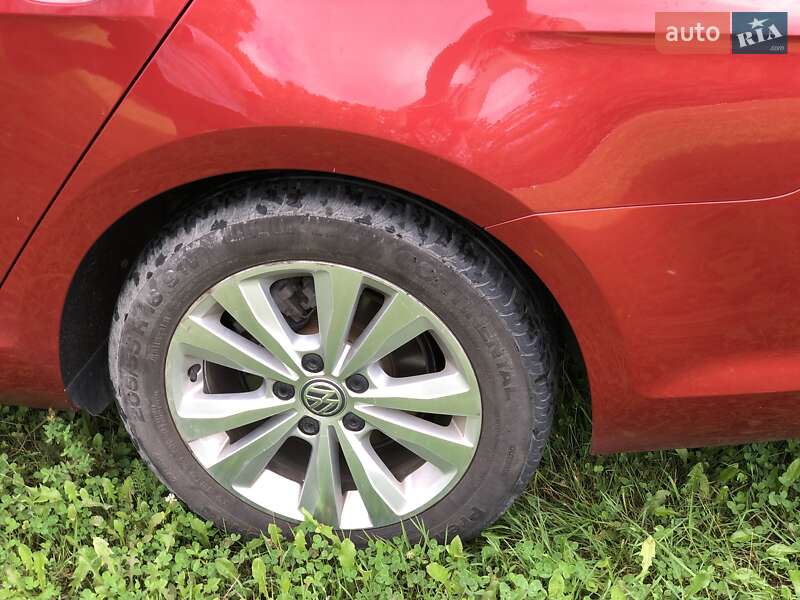 Універсал Volkswagen Golf 2016 в Києві