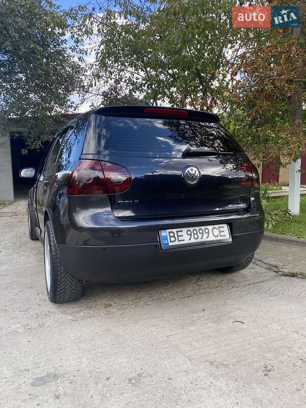 Хетчбек Volkswagen Golf 2008 в Миколаєві