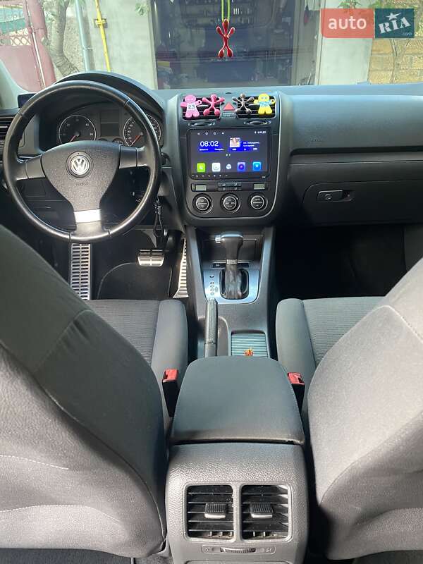 Хетчбек Volkswagen Golf 2008 в Миколаєві