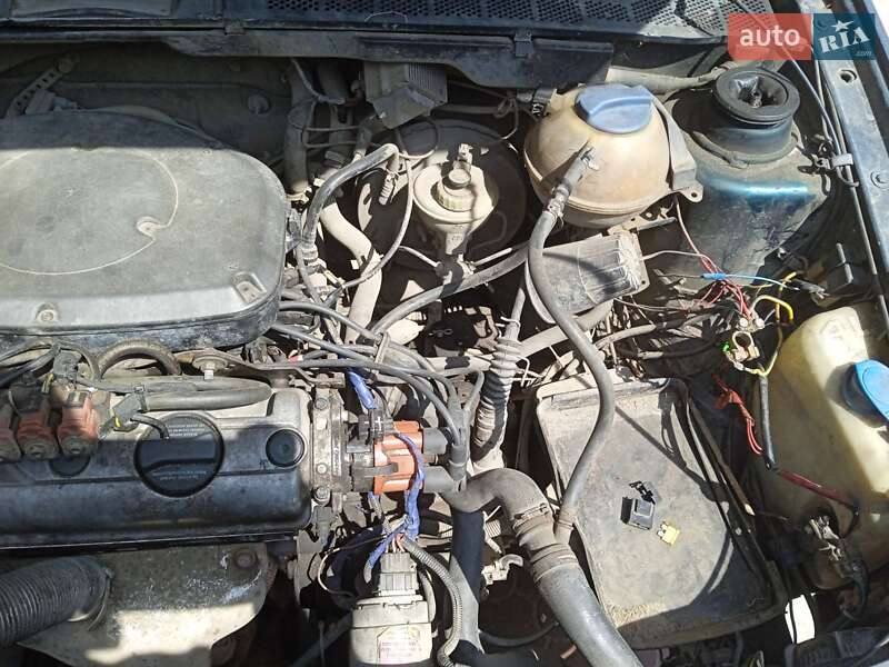 Хэтчбек Volkswagen Golf 1997 в Киверцах