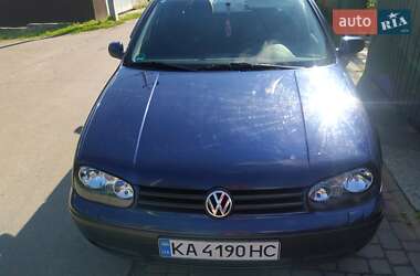 Универсал Volkswagen Golf 2001 в Киеве