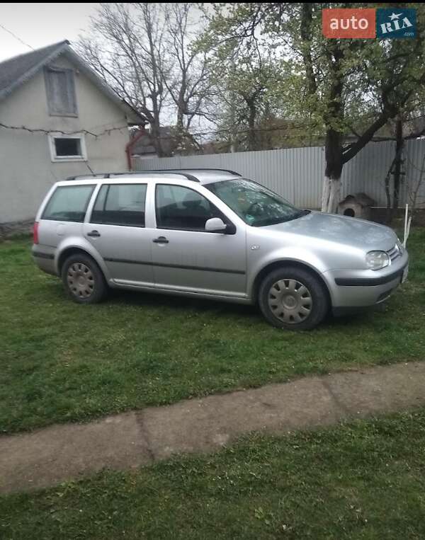 Volkswagen Golf 2002
