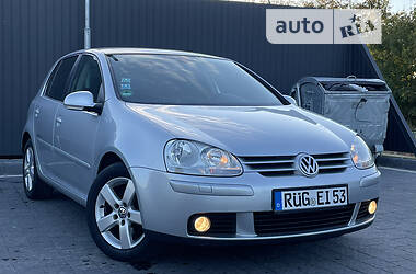 Хетчбек Volkswagen Golf 2008 в Самборі