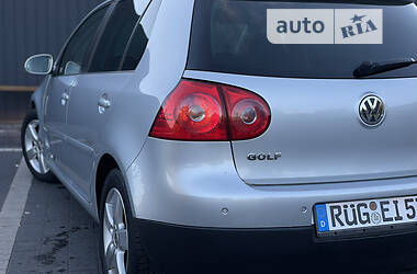 Хетчбек Volkswagen Golf 2008 в Самборі