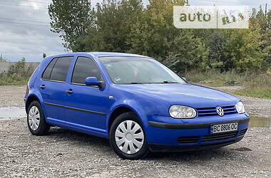 Хэтчбек Volkswagen Golf 2000 в Ровно