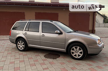 Универсал Volkswagen Golf 2003 в 
