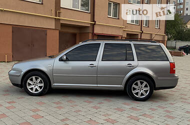 Универсал Volkswagen Golf 2003 в 