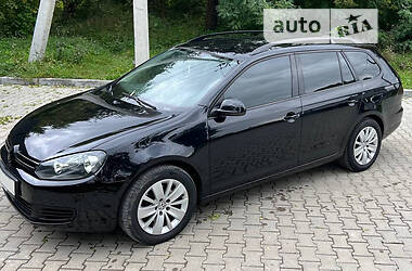 Універсал Volkswagen Golf 2013 в 