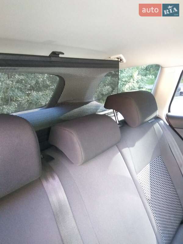 Універсал Volkswagen Golf 2010 в Львові